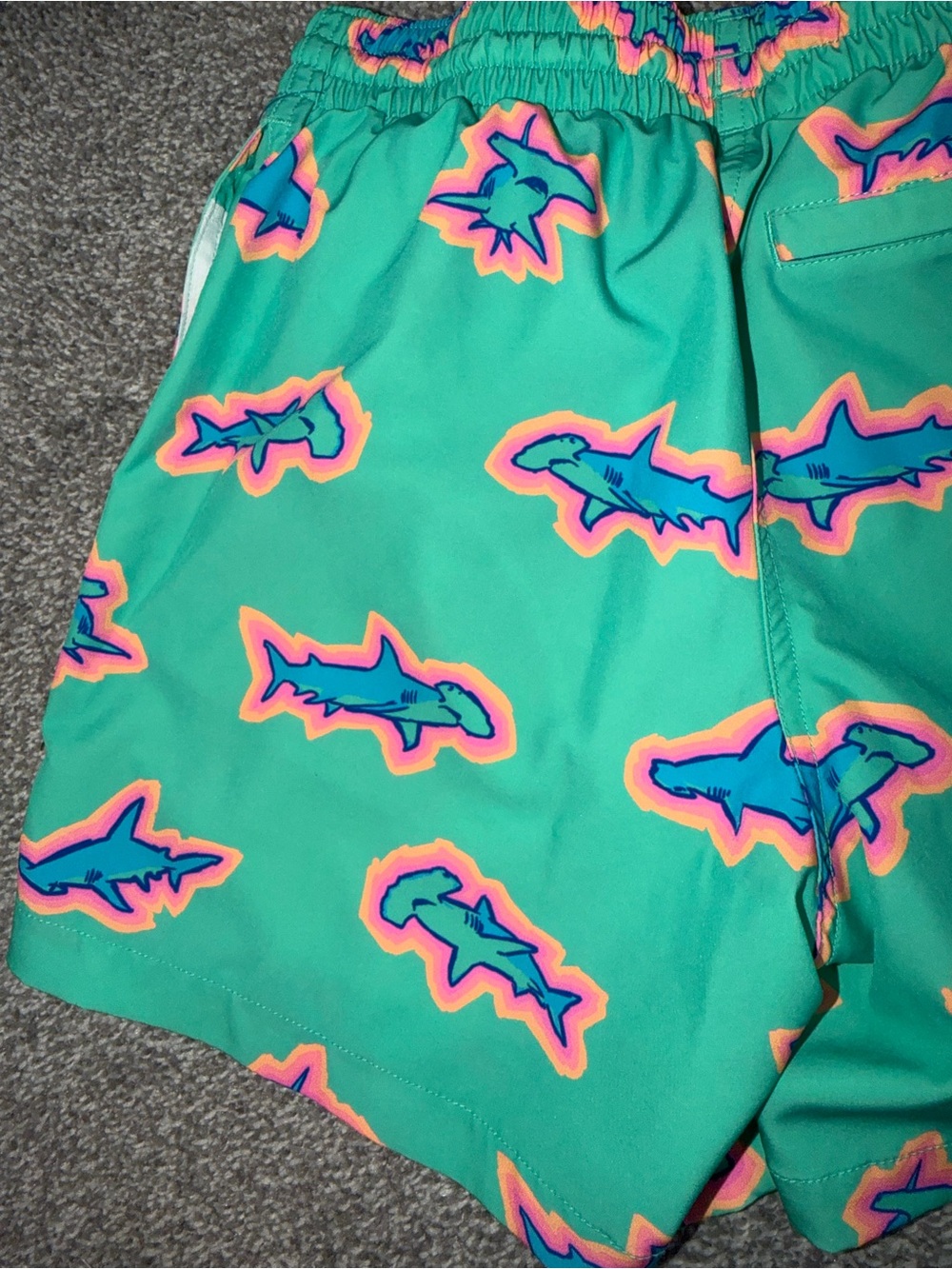 Chubbies 5.5" The Apex Swimmers
Swim Trunks Hammerhead Shark Print Swim Trunks - Picture 12 of 13